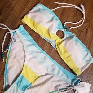 Key hole halter top bikini swimsuit